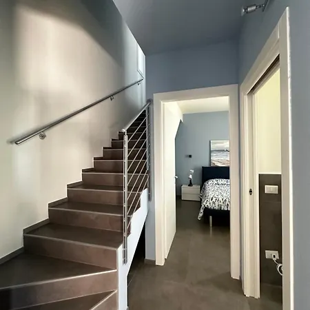 Polinesia 10 * Lido delle Nazioni