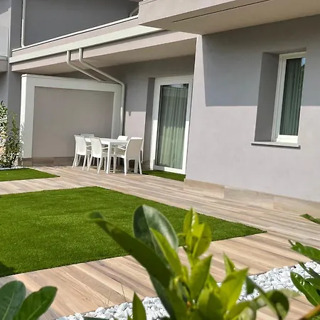 Villa Polinesia 10 *