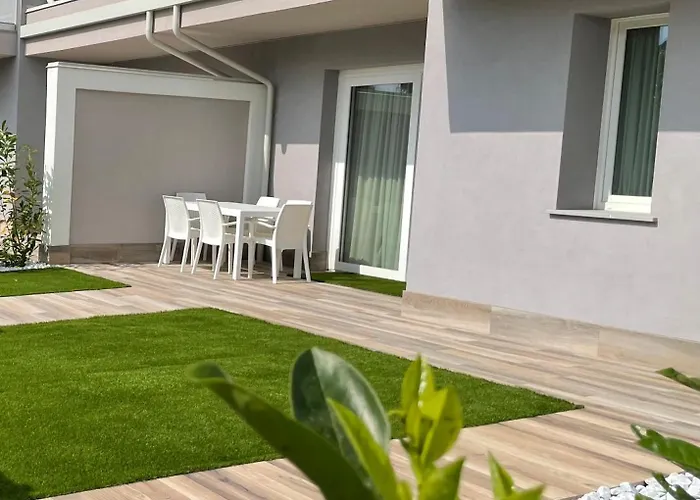 Villa Polinesia 10 *